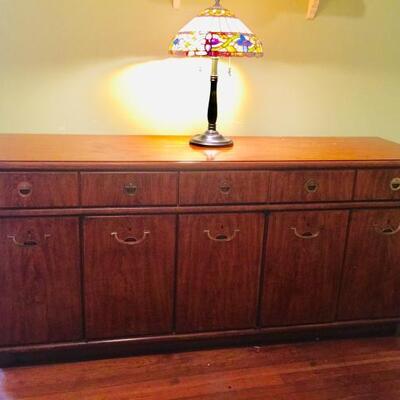 Lot 049-K: Drexel Buffet with Tiffany Style Lamp