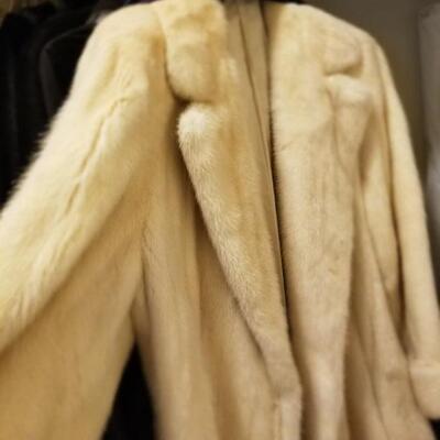 White Full Length Mink Coat. - Size 8-10 - $450