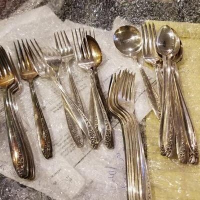 WMRogers AA IS Starlight set of 12 silverware with all pieces and serving pieces.  $175