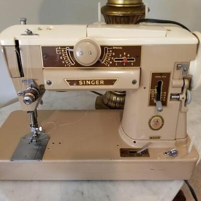Vintage Singer Slant-O-Matic Sewing Machine  Model 401a. With Case $150