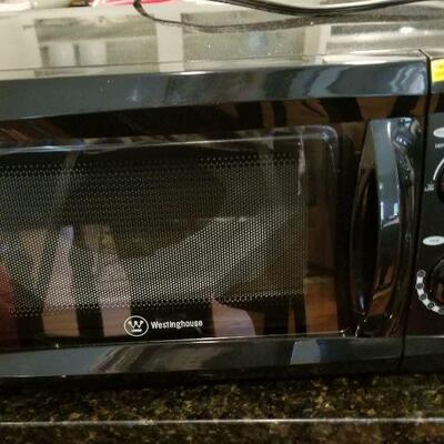 Like New Microwave