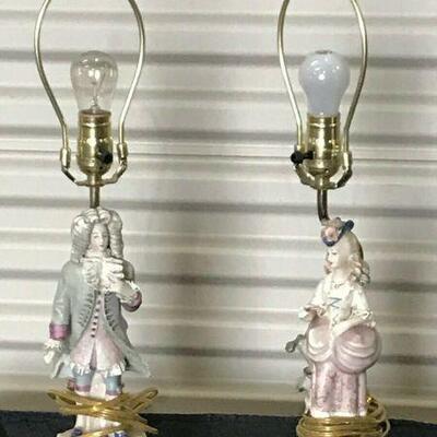 https://www.ebay.com/itm/124441307337	KG105 SET OF CERAMIC ROCOCO STYLE FIGURINE LAMPS		 Auction 	 Ebay 
