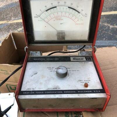 https://www.ebay.com/itm/114524910835	LAR1033: Vintage Snap-on MT431 Ignition Analyzer - Untested Pickup Only		 Buy-it-Now 	 $20.00 
