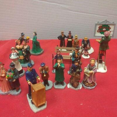 https://www.ebay.com/itm/114505793041	GN3017 LOT OF 10  USED VINTAGE LEMAX POLY-RESIN FIGURINES		Auction
