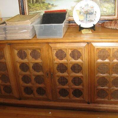 VINTAGE STEREO CONSOLE   BUY IT NOW $ 285.00