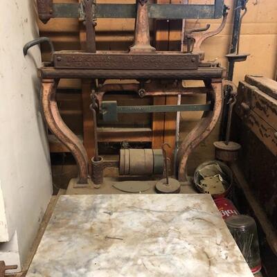 Estate sale photo