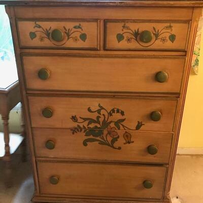 Painted chest of drawers made in Philadelphia 80  years ago $225