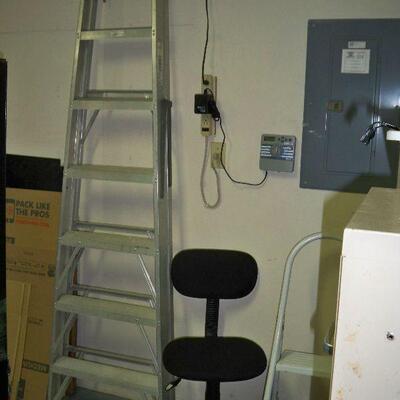 Ladder ; Desk Chair