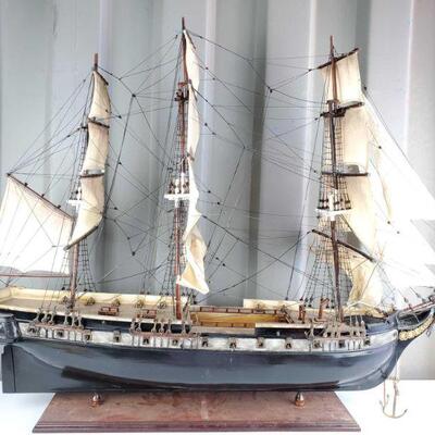 #5136 â€¢ Model Ship By Ron Pippin