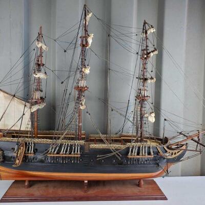 #5142 â€¢ Model Ship By Ron Pippin