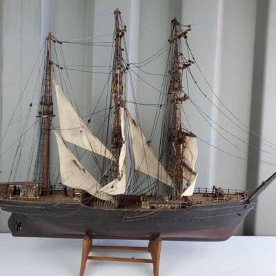#5226 â€¢ Model Ship By Ron Pippin