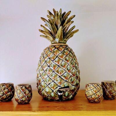 Vintage Pineapple punch dispenser and cups