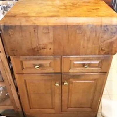 Fantastic Commerical Butcher Block used in Earles Market in Great Bridge.  Has been put on top of cabinet base, but original legs are...