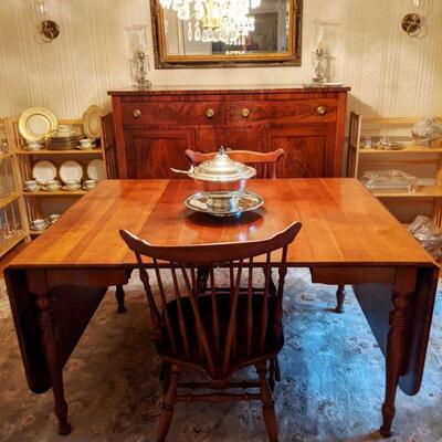 Gorgeous Hardrock Maple dropleaf table with two leaves.  Watertown Slide