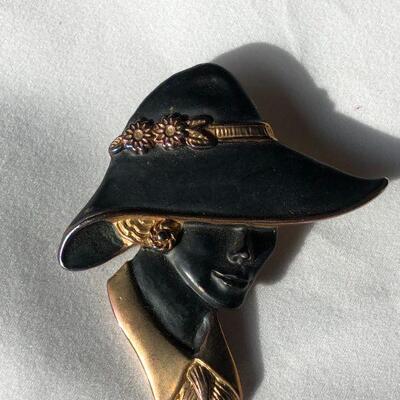 Vintage Lady in Hat Brooch