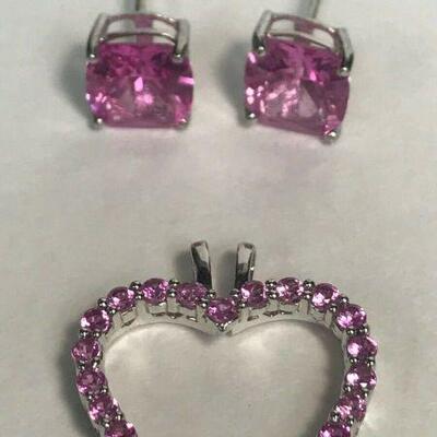 https://www.ebay.com/itm/124401690299	WL182 STERLING SILVER AND PINK TOUMALINE EARRINGS AND HEART PENDANT 		 Buy-it-Now 	 $30.00 
