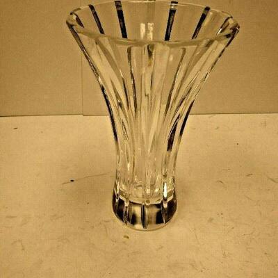 https://www.ebay.com/itm/114329820860	WL3035 USED VINTAGE MARQUIS BY WATERFORD CRYSTAL GLASS VASE 		 Buy-it-Now 	 $20.00 
