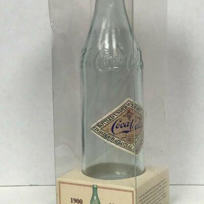 https://www.ebay.com/itm/114426953551	WL148 COCA-COLA COMMEMORATIVE 2000 BOTTLE CROWN TOP STRAIGHT SIDED 1900 STYLE		 Buy-it-Now 	 $20.00 
