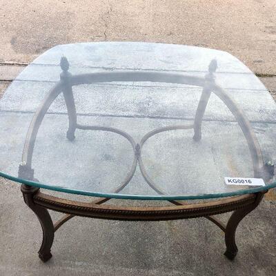 https://www.ebay.com/itm/114545260414	KG0016A: Glass Top Modern Coffee Table Pickup		Auction
