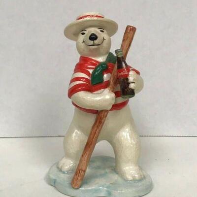 https://www.ebay.com/itm/124351405641	WL147 COCA-COLA AROUND THE WORLD CERAMIC POLAR BEAR ITALY		 Buy-it-Now 	 $20.00 
