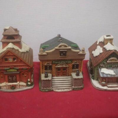 https://www.ebay.com/itm/114575415359	GN3145 LOT OF THREE LEFTON USED VINTAGE CERAMIC COLONIAL VILLAGE BUILDINGS		 Buy-it-Now 	 $54.99 
