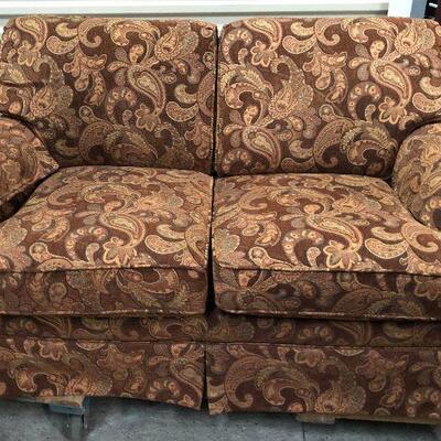 https://www.ebay.com/itm/124461385020	KG9152 Flexsteel Loveseat #2  Upholstered Pickup Only		Auction
