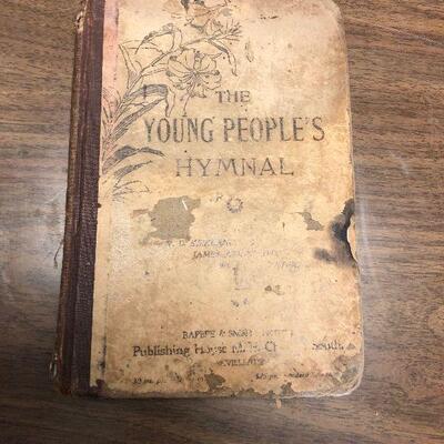 https://www.ebay.com/itm/124330031230	LX2066 The Young People's Hymnal Kirland 1897 Book ASIS		 OBO 	 $19.99 
