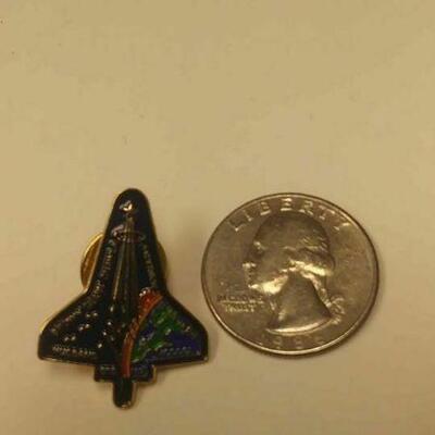 https://www.ebay.com/itm/114209907098	AB0353: NASA SIS 107 MISSION PIN SPACE SHUTTLE COLUMBIA LAST MISSION 1-16-2003		 Buy-it-Now 	 $10.00 
