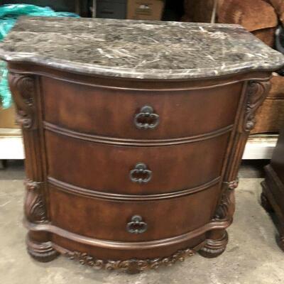 https://www.ebay.com/itm/124461171566	KG0037B Collezione Europa Marble Top Chest of Drawers Pickup Only		Auction
