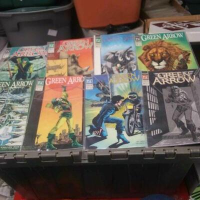 https://www.ebay.com/itm/124175716476	RX5012007 DC COMICS BOOK LOT OF 45 GREEN ARROW TITLES BOX 77 RX5012007		 Buy-it-Now 	 $90.00 
