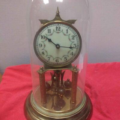 https://www.ebay.com/itm/114408241416	LX3014 VINTAGE DOMED BRASS CLOCK FOREST VILLE CLOCK COMPANY.		 OBO 	 $19.99 
