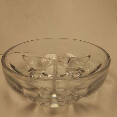 https://www.ebay.com/itm/114392413173	WL3072 USED VINTAGE CRYSTAL GLASS CANDY DISH 2 X 6 3/8 INCHES WL3 BOX 6		 Buy-it-Now 	 $10.00 
