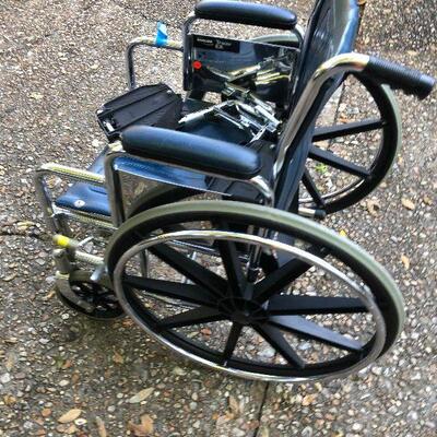 https://www.ebay.com/itm/124408568028	KG4013: Large Mag Wheel Adult Wheelchair Pickup Only		 OBO 	 $50.00 
