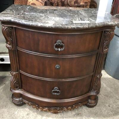 https://www.ebay.com/itm/124461168628	KG0037A Collezione Europa Marble Top Chest of Drawers Pickup Only		Auction
