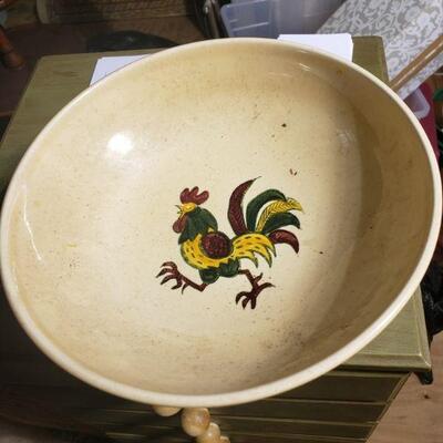 https://www.ebay.com/itm/124432104469	LAR1013A Poppytrail Metlox 11 inch Mixing Bowl Plate Dish Pickup Only		 OBO 	 $20.00 
