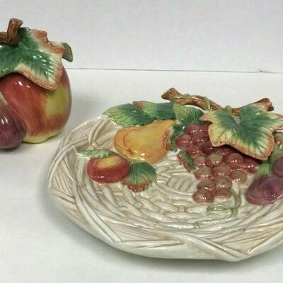https://www.ebay.com/itm/114426953548	WL156 FITZ AND FLOYD CERAMIC FRUIT PLATE AND APPLE MINI COOKIE JAR		 Buy-it-Now 	 $20.00 
