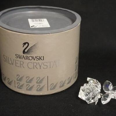 1084	SWAROVSKI CUT CRYSTAL ROSE W/ ORIGINAL BOX  3 1/4 IN L 	30	60	10	PLEASE PAY ATTENTION FOR DAILY ADDITIONS TO THIS SALE. PARTIAL...