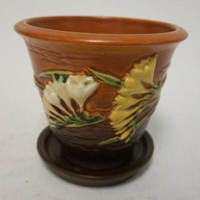 1005	ROSEVILLE FLOWER POT W/UNDER PLATE, 5 1/2 IN HIGH	50	100	20	PLEASE PAY ATTENTION FOR DAILY ADDITIONS TO THIS SALE. PARTIAL UPLOADS...