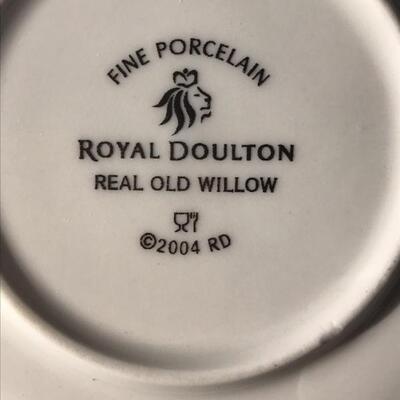Royal Doulton 45 piece set Real Old Willow $135