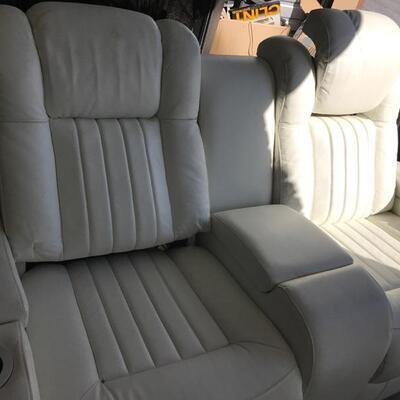 2 seat sectional $295