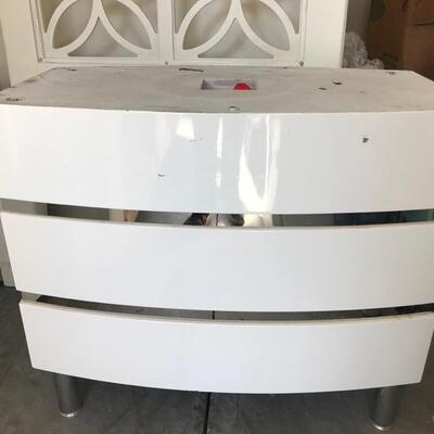 Base of a glass top dining table $150
Glass available; not shown in photo