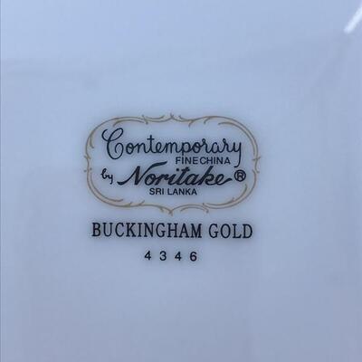 52 pieces Noritake Buckingham Gold $75
