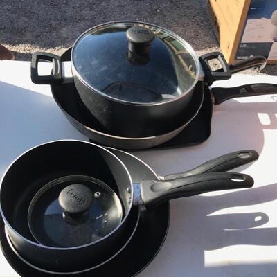 Tfal cookware 8 pieces $12