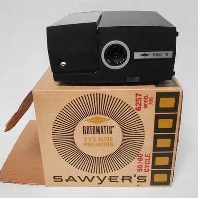 2145	

Sawyers Rotomatic 2x2 Slide Projector
In Original Box