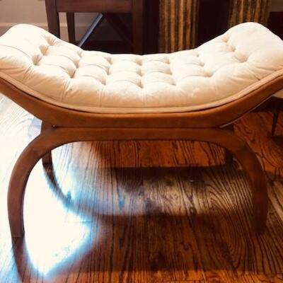 Upholstered bench/ottoman