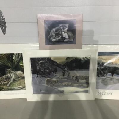 Wolf prints