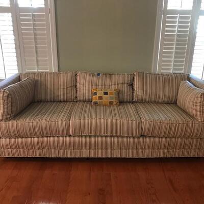 Tuxedo sofa $185
82 X 35 X 27