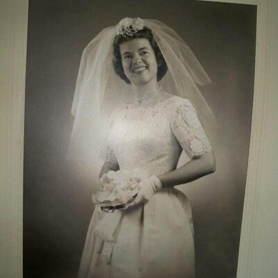Vintage Wedding Dress and Veil shown in actual photo of the Bride