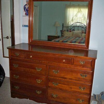 Monitor Furniture Co. Cherry 9 Drawer Dresser with Mirror