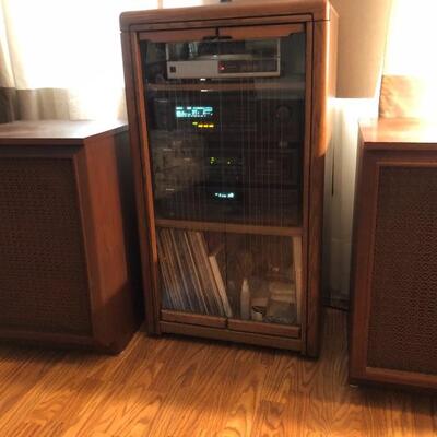 Onkyo stereo with cabinet